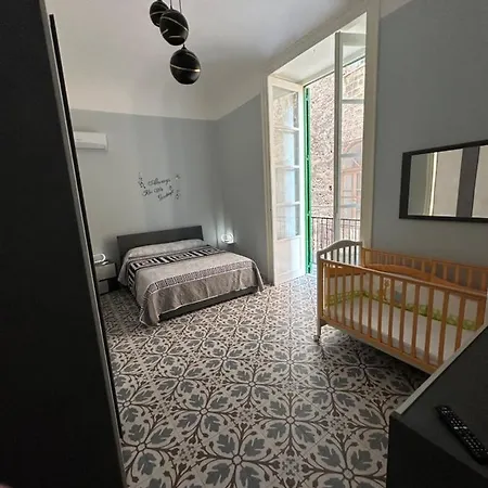 Nyaraló Elisir House *