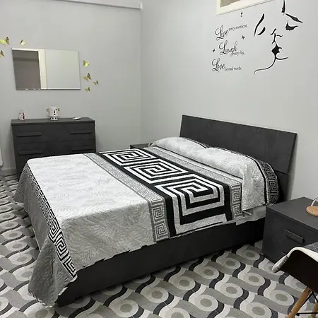 Nyaraló Elisir House *