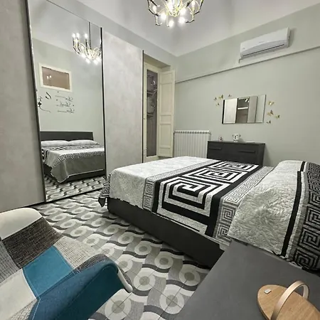 Nyaraló Elisir House *