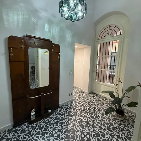 Nyaraló Elisir House